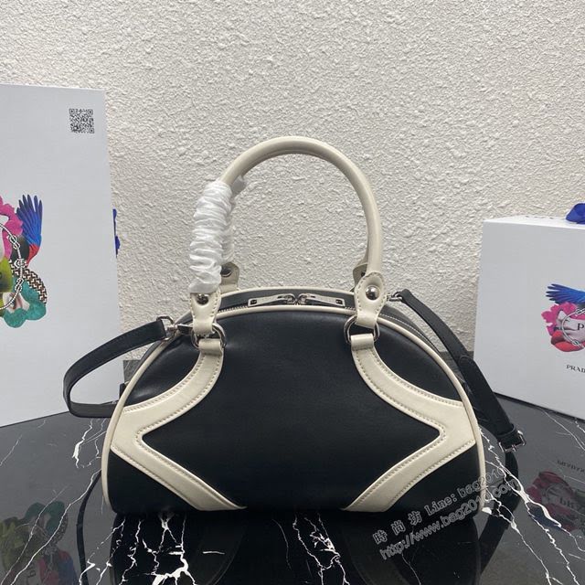 prada女包 普拉達2020年專櫃最新款 小牛皮女士手提包 1BB070 走秀款 prada大號單肩女包  pyd2196